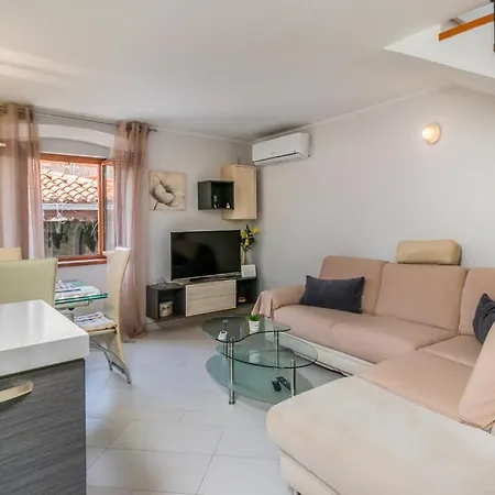 Rab Stari Grad Holiday home
